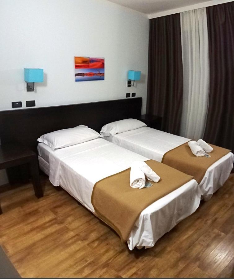 Hotel Paradiso 카스텔프란코에밀라 외부 사진