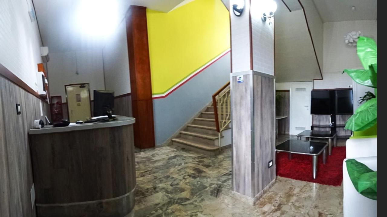 Hotel Paradiso 카스텔프란코에밀라 외부 사진